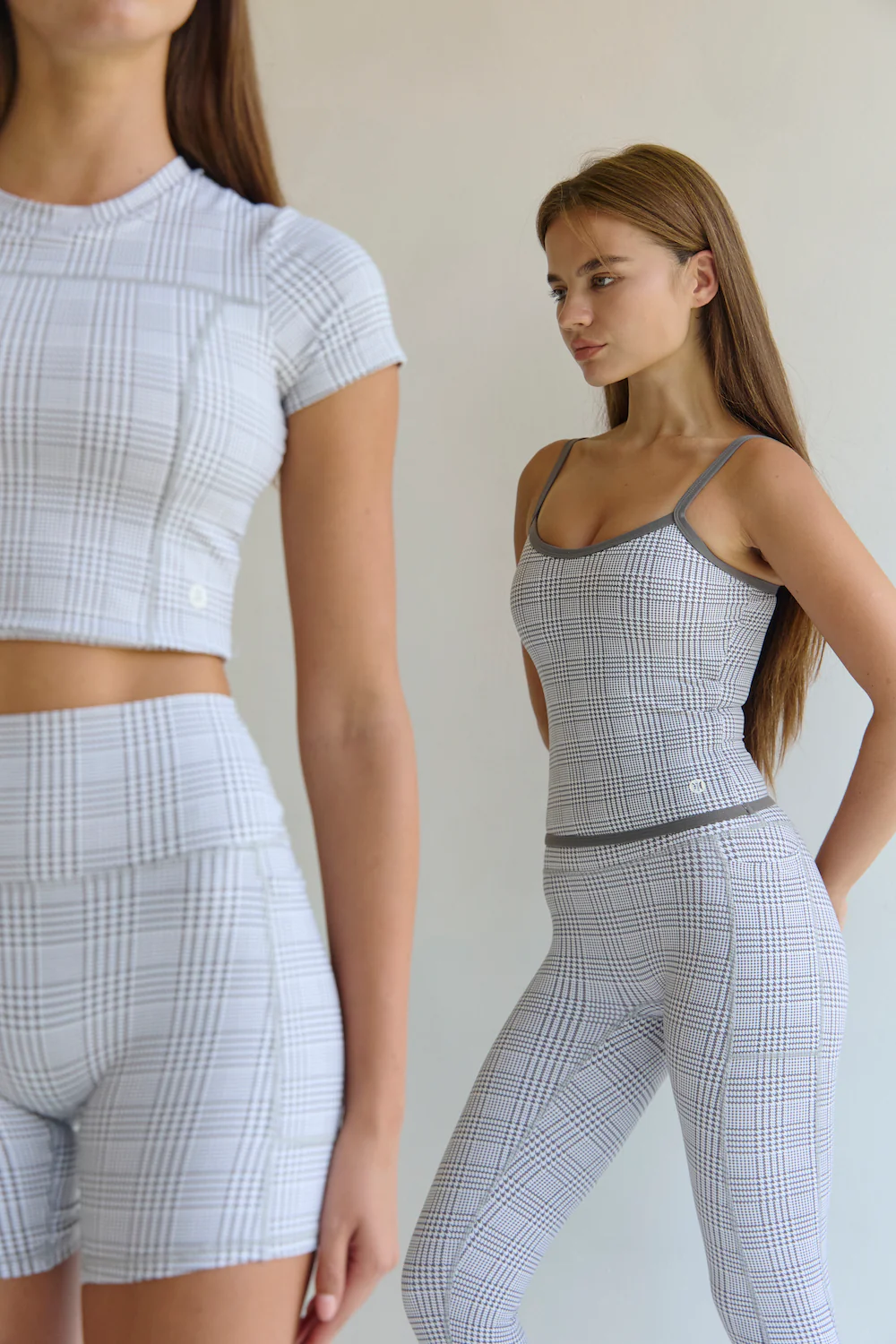 Astoria Airvíve Pocket Legging - Grey Plaid - Image 10