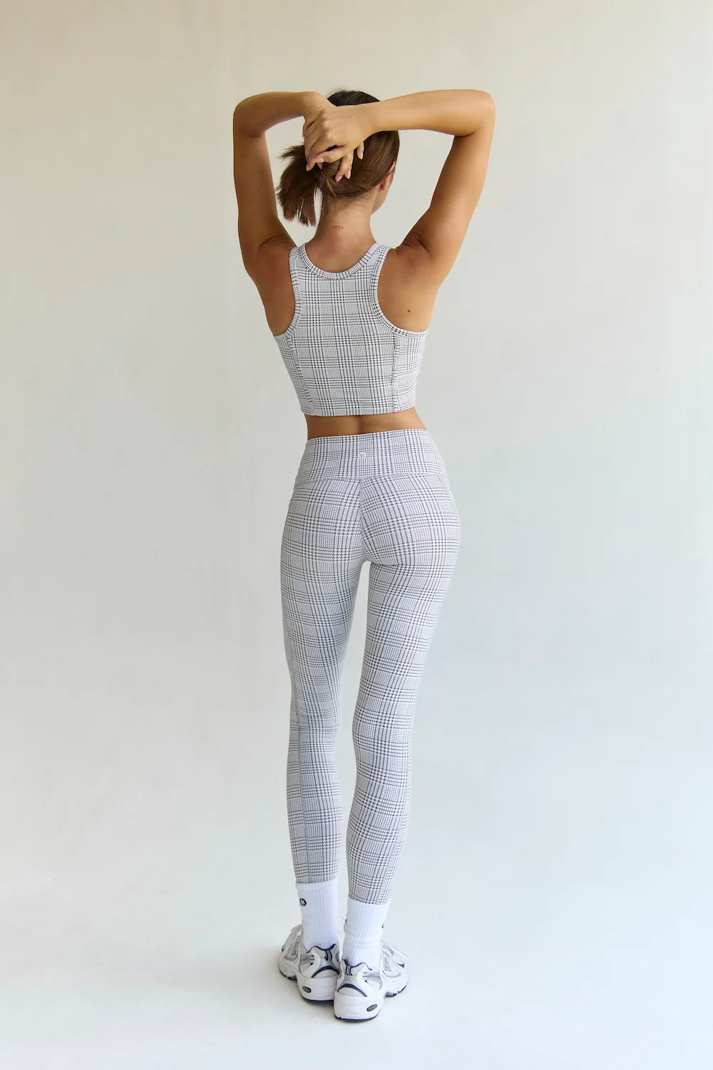Astoria Airvíve Staple Sport Crop - Grey Plaid - Image 5