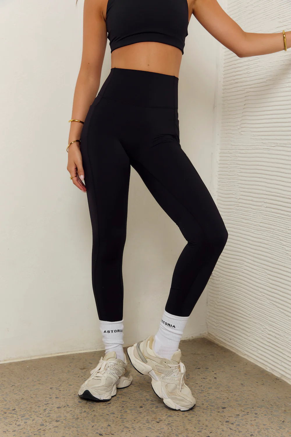 Astoria LUXE BALANCE Full Length Pocket Legging - Black - Image 2