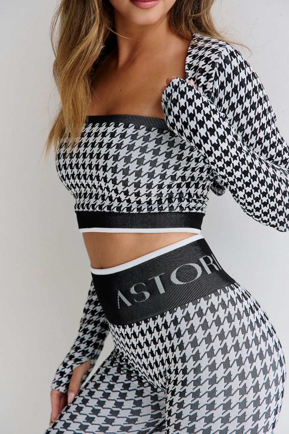Astoria Seamless Knit Bandeau - Black/Grey Houndstooth - Image 7