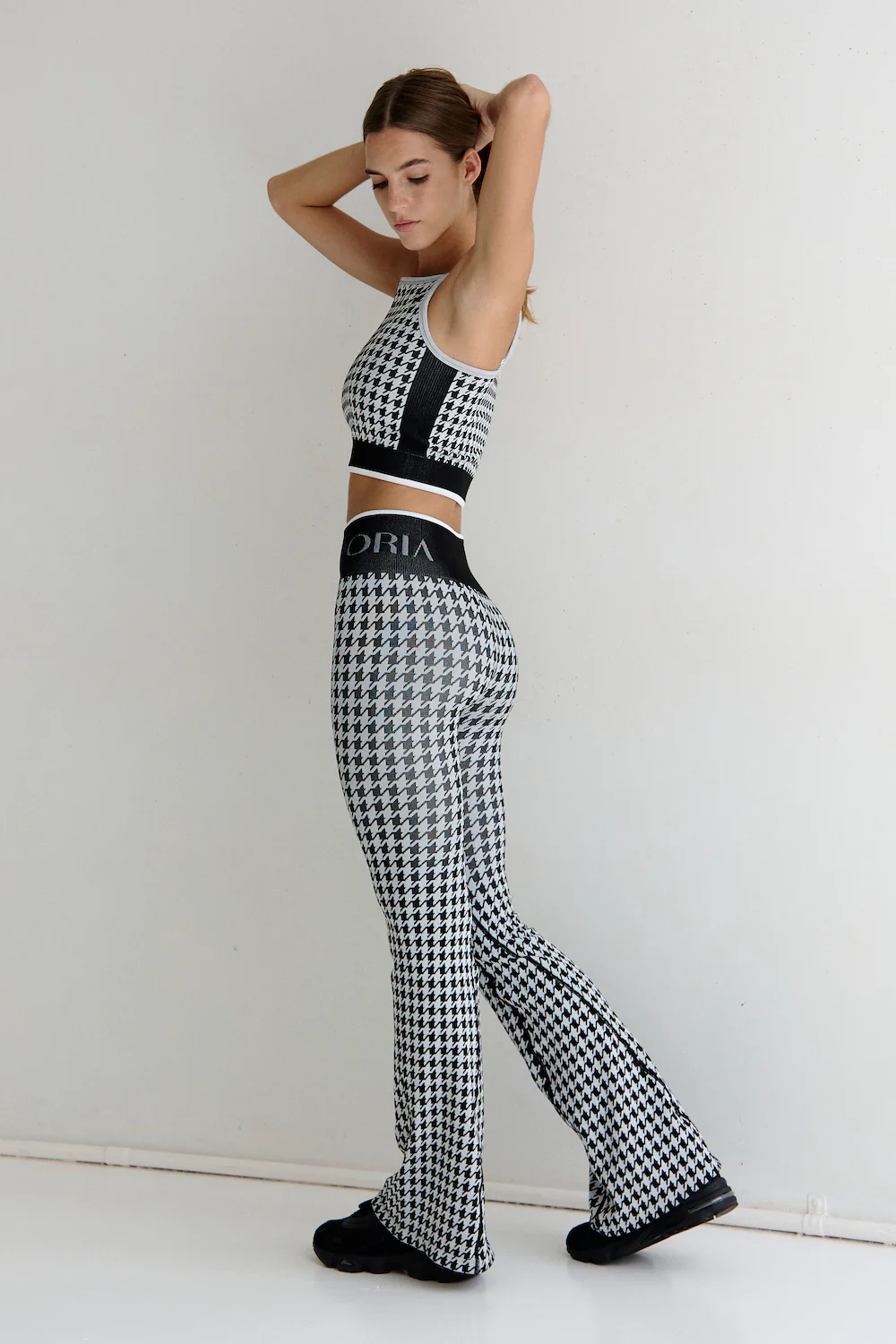 Astoria Seamless Knit Flare - Black/Grey Houndstooth - Image 4