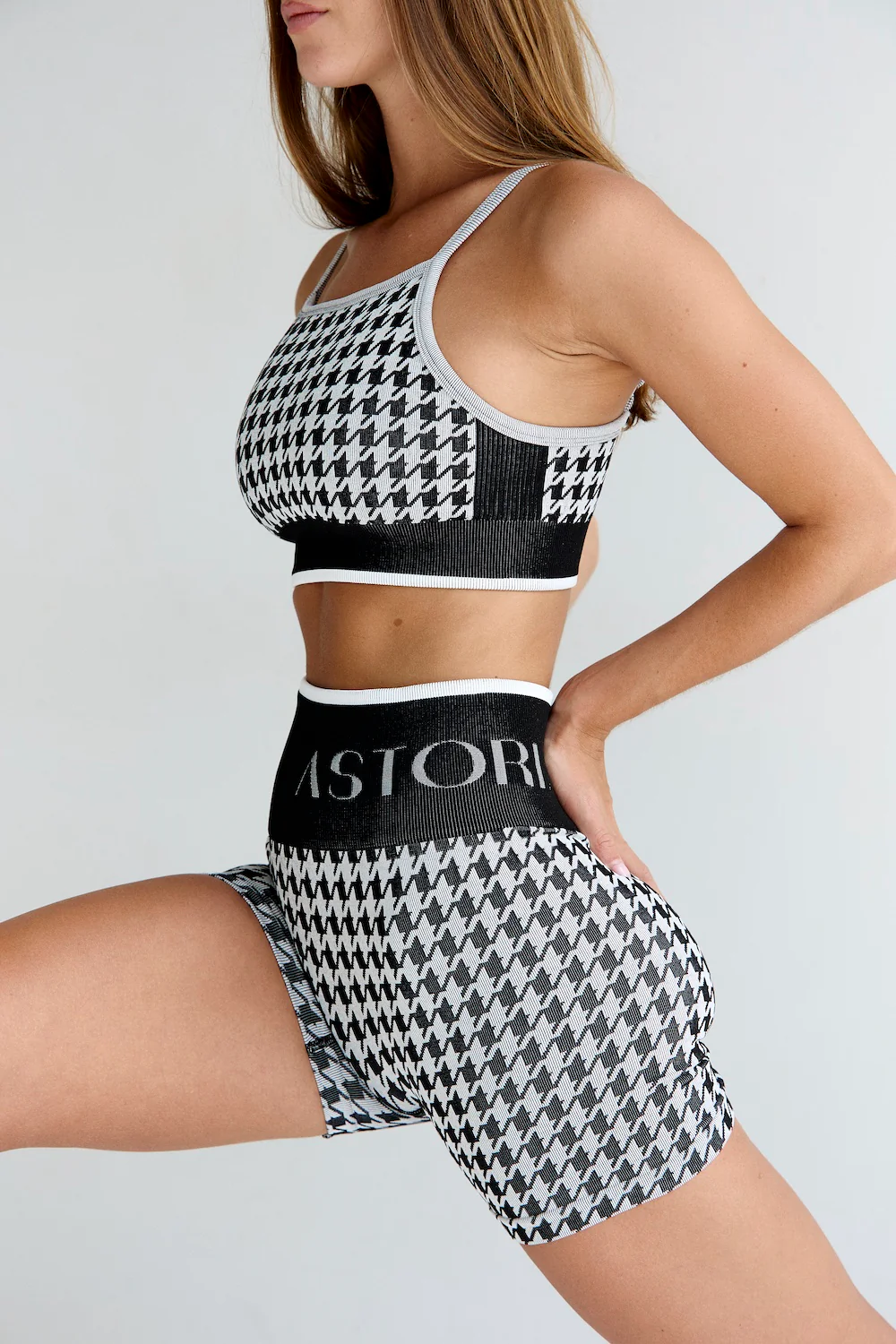 Astoria Seamless Knit Short - Black/Grey Houndstooth - Image 2