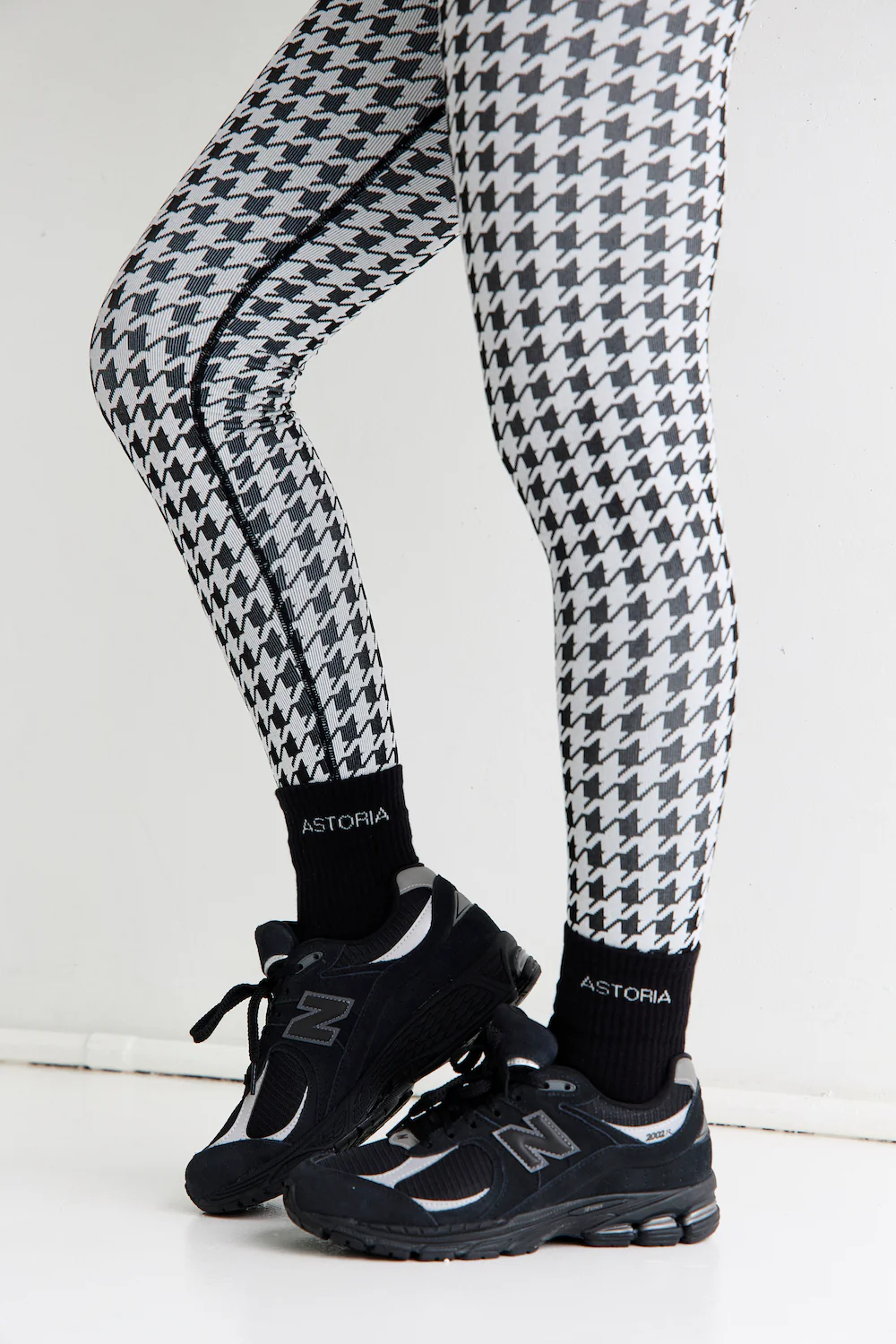 Astoria Socks - Black