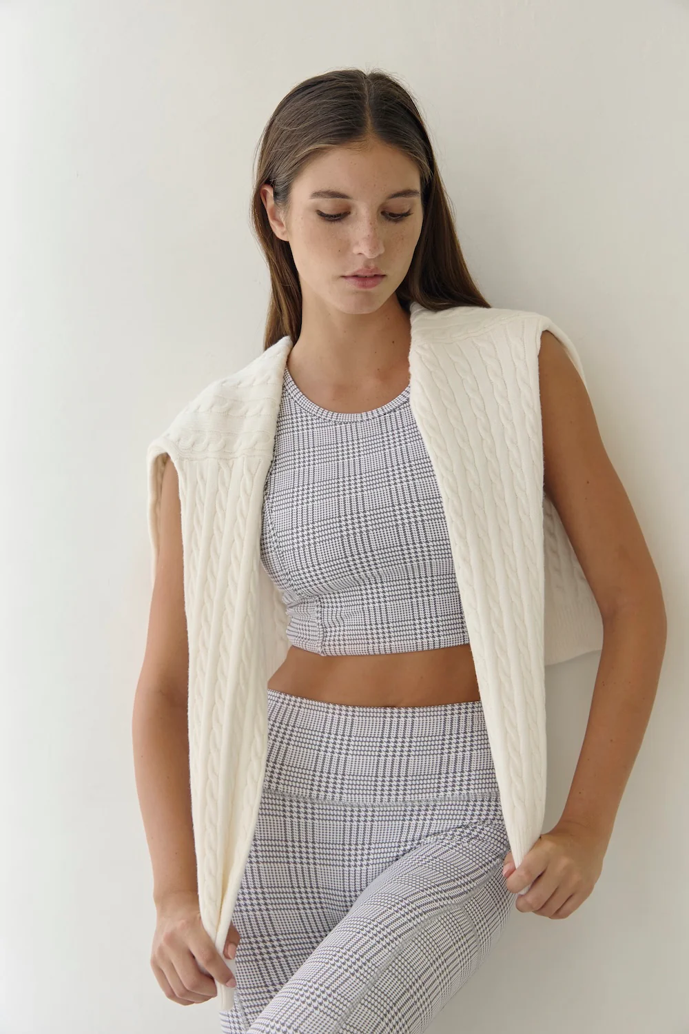 Cable Knit Pullover - Cream - Image 4