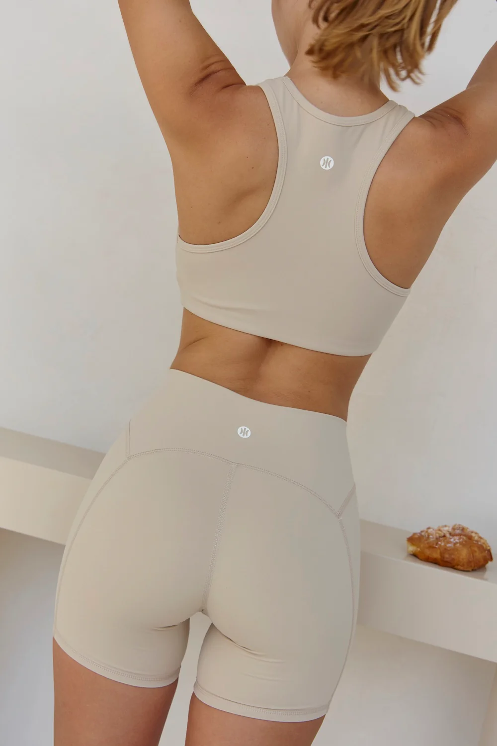 Astoria LUXE BALANCE Form Short - Oat - Image 4