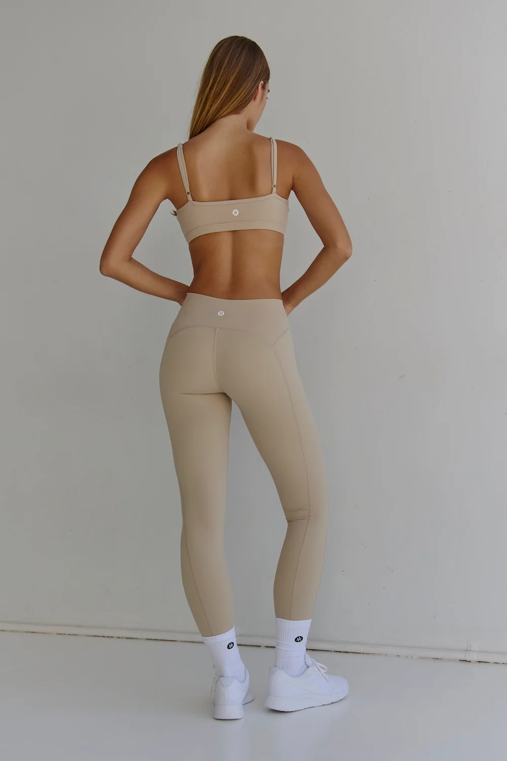 Astoria LUXE BALANCE Form Sports Bra - Oat - Image 6